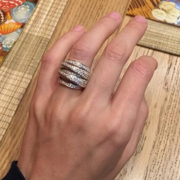 💎1 LEFT💎🎉HOST PICK🎉 - Picture 3 of 6